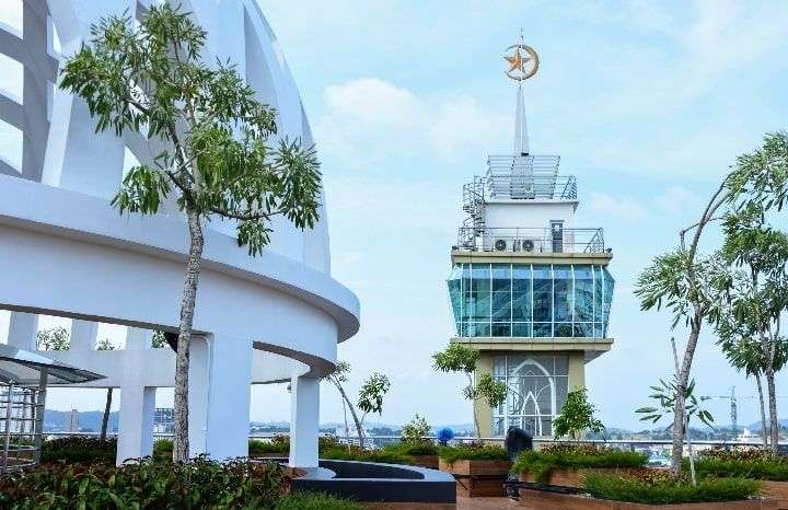 Masjid Man Jabal: Menyempurnakan Layanan Lokal di Tengah Perkembangan Cilacap